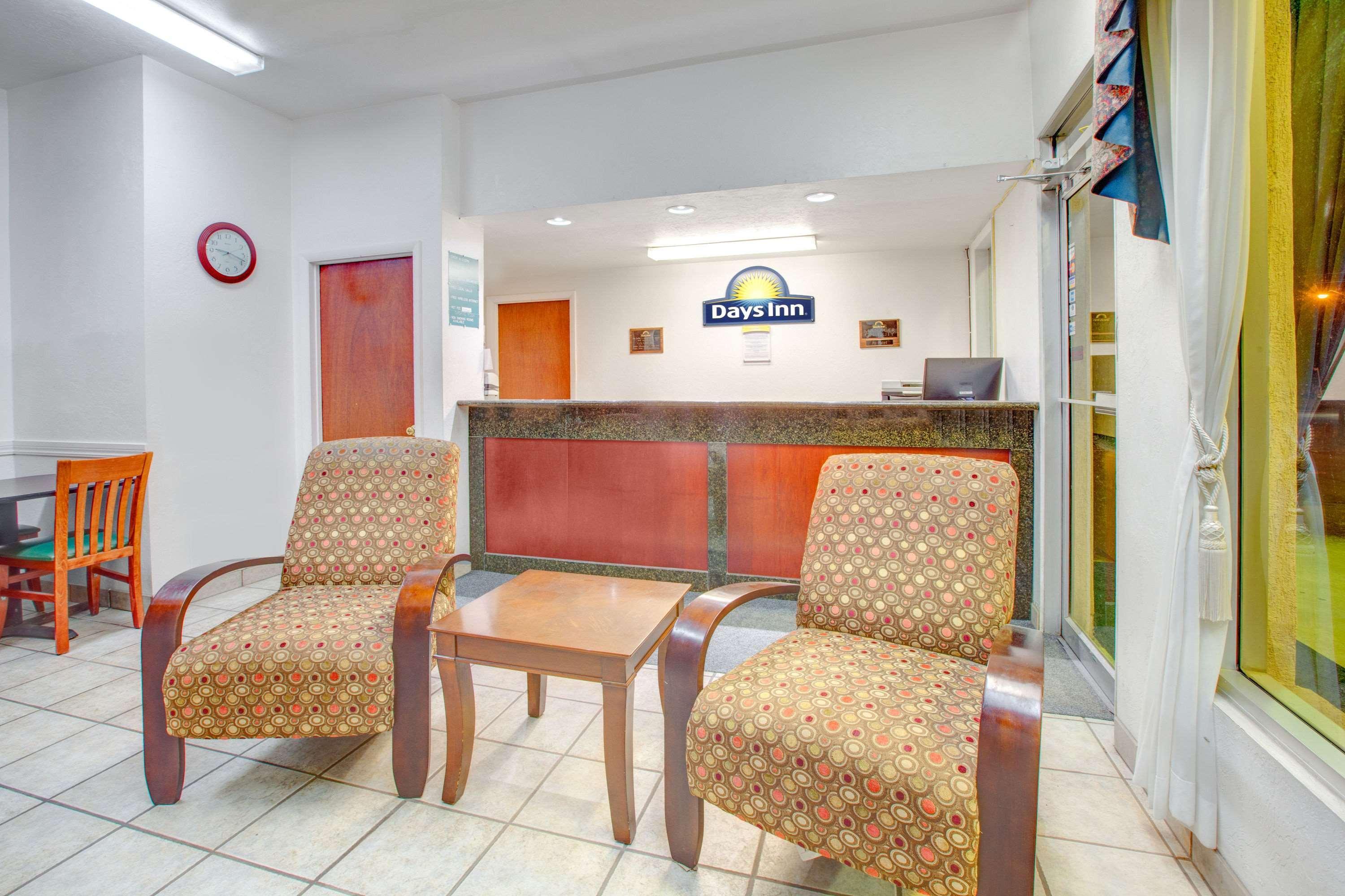 Days Inn By Wyndham Okemah Kültér fotó